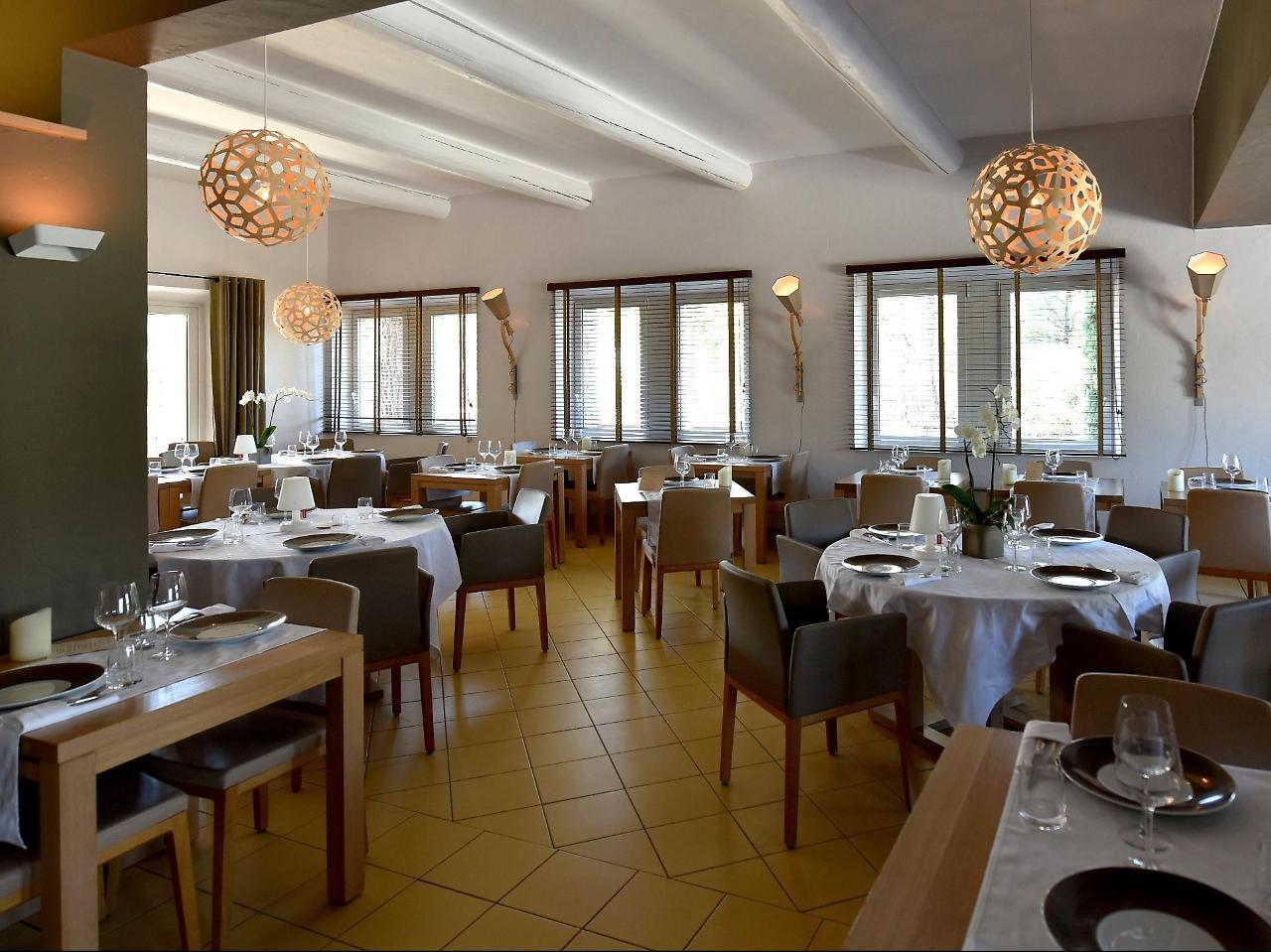Hotel Carcarille Restaurant Le C Gordes Eksteriør bilde